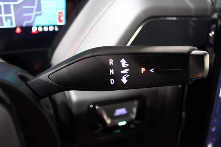 New 2026 GMC Yukon XL AT4 w/ AT4 Premium Plus Package AWD/4WD image 40