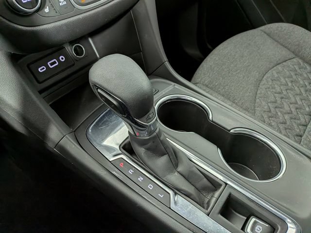 Used 2024 Chevrolet Equinox LT w/ LPO, Floor Liner Package FWD image 19