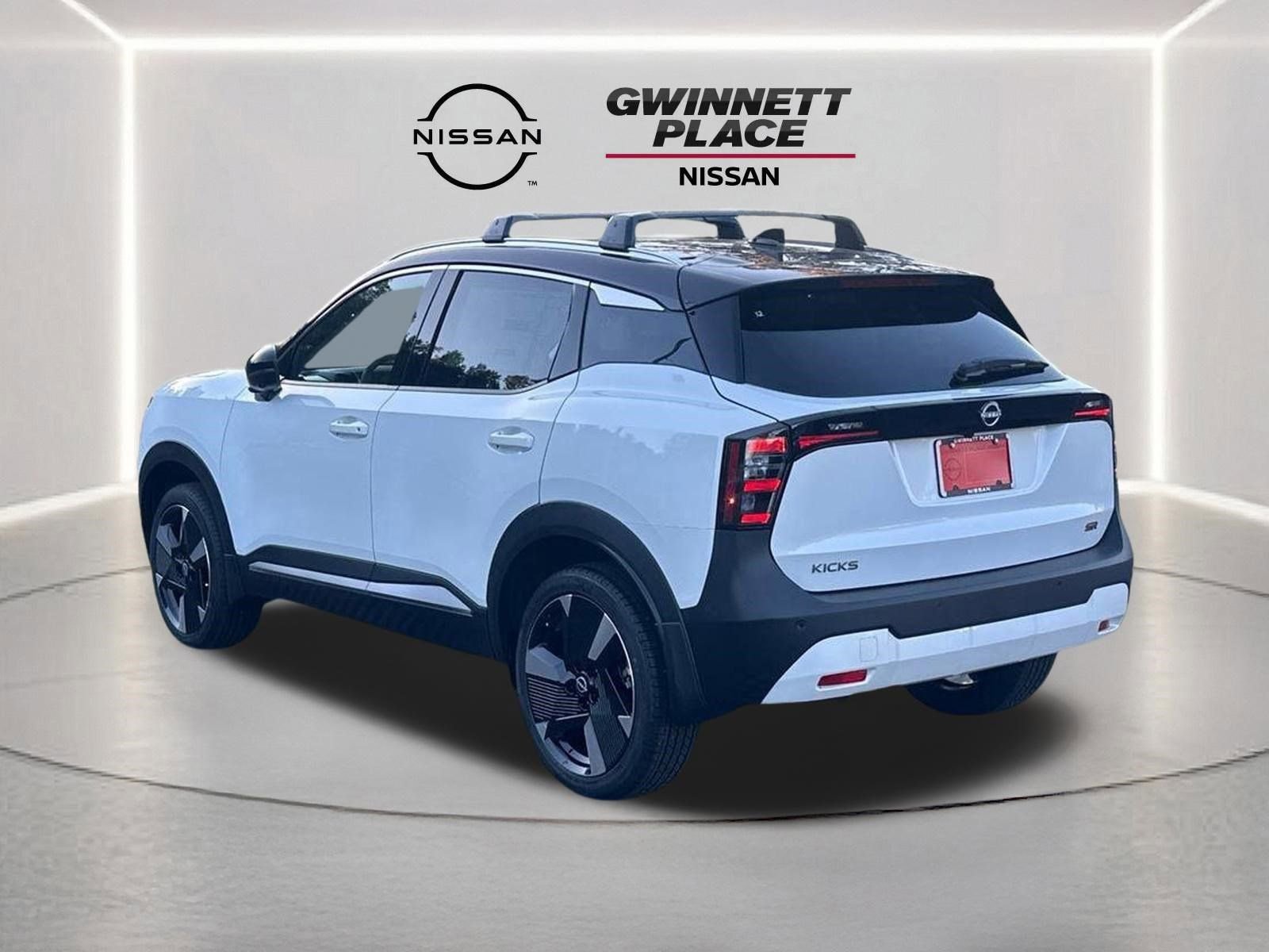 New 2026 Nissan Kicks SR image 7