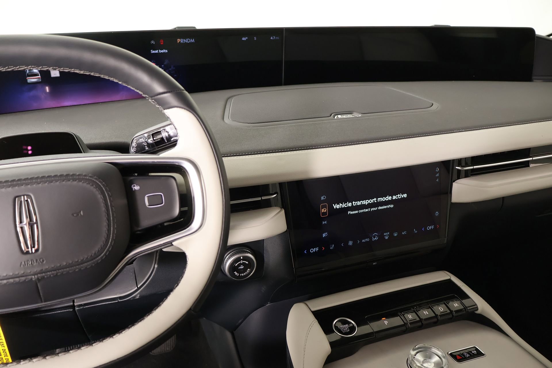 New 2026 Lincoln Navigator Premiere image 5