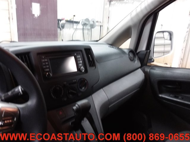 Used 2018 Nissan NV200 SV w/ Navigation Package image 12