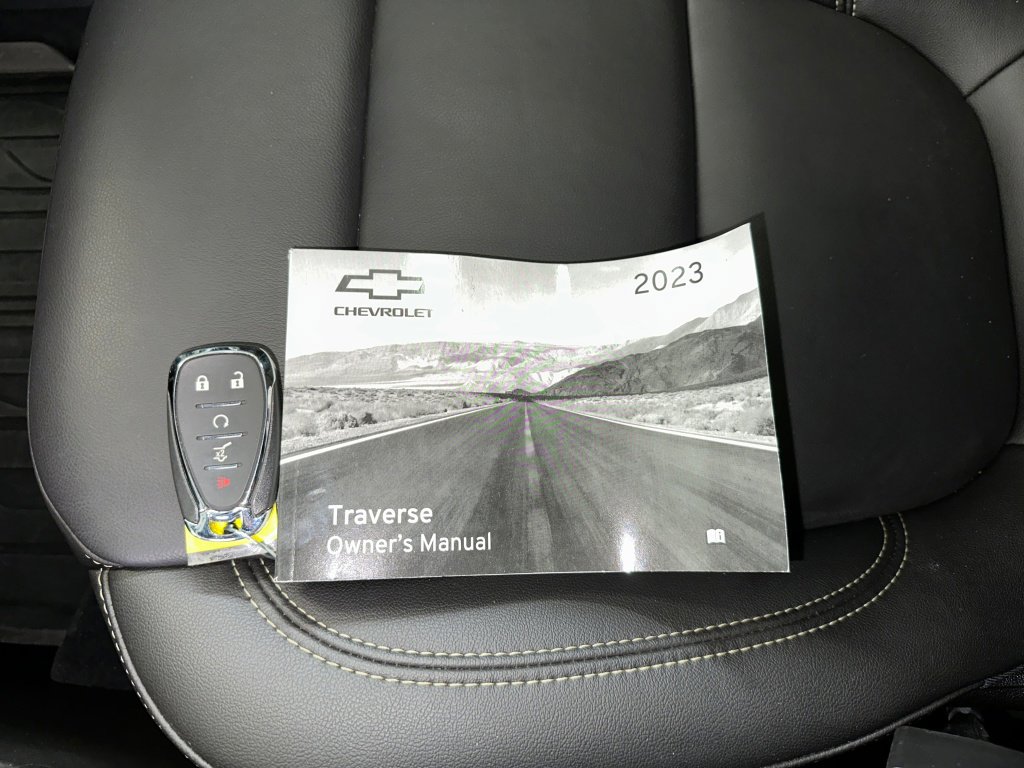 Certified 2023 Chevrolet Traverse LT w/ LPO, Floor Liner Package image 17