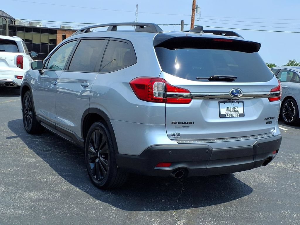 Used 2022 Subaru Ascent Onyx Edition AWD/4WD image 2