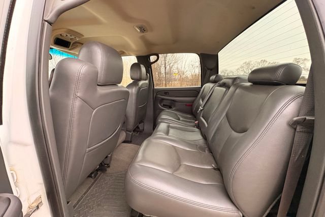 Used 2006 Chevrolet Silverado 2500 4x4 Crew Cab image 21