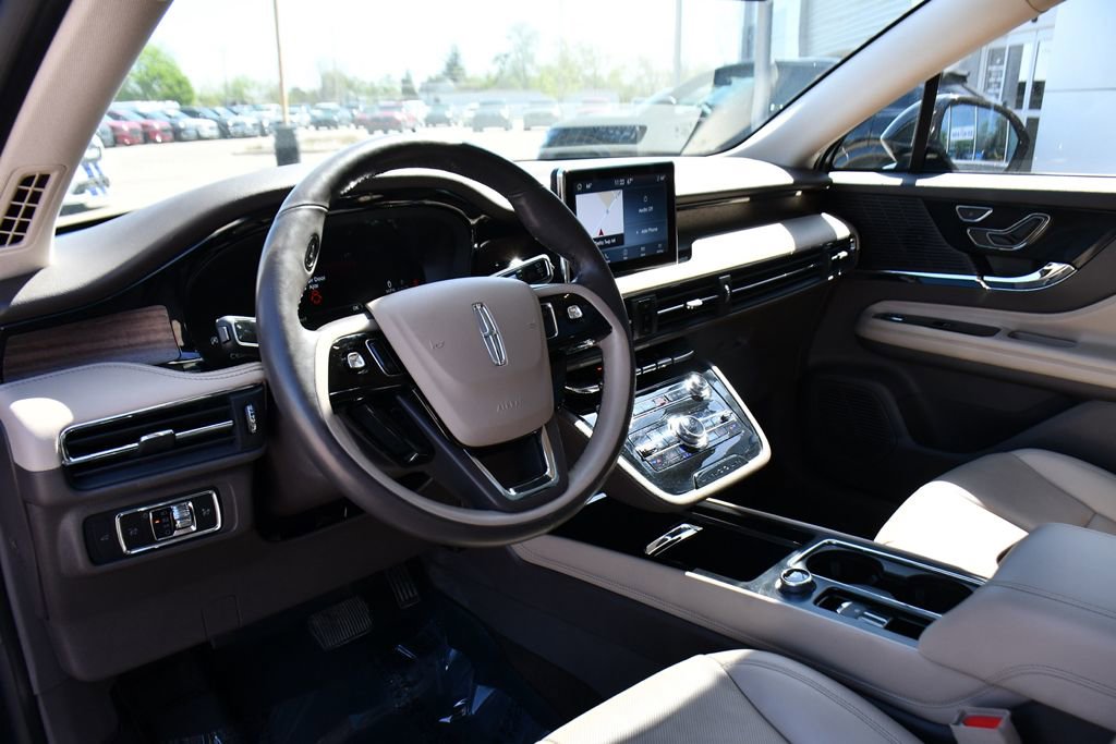 Used 2022 Lincoln Corsair Reserve w/ Elements Package AWD/4WD image 11