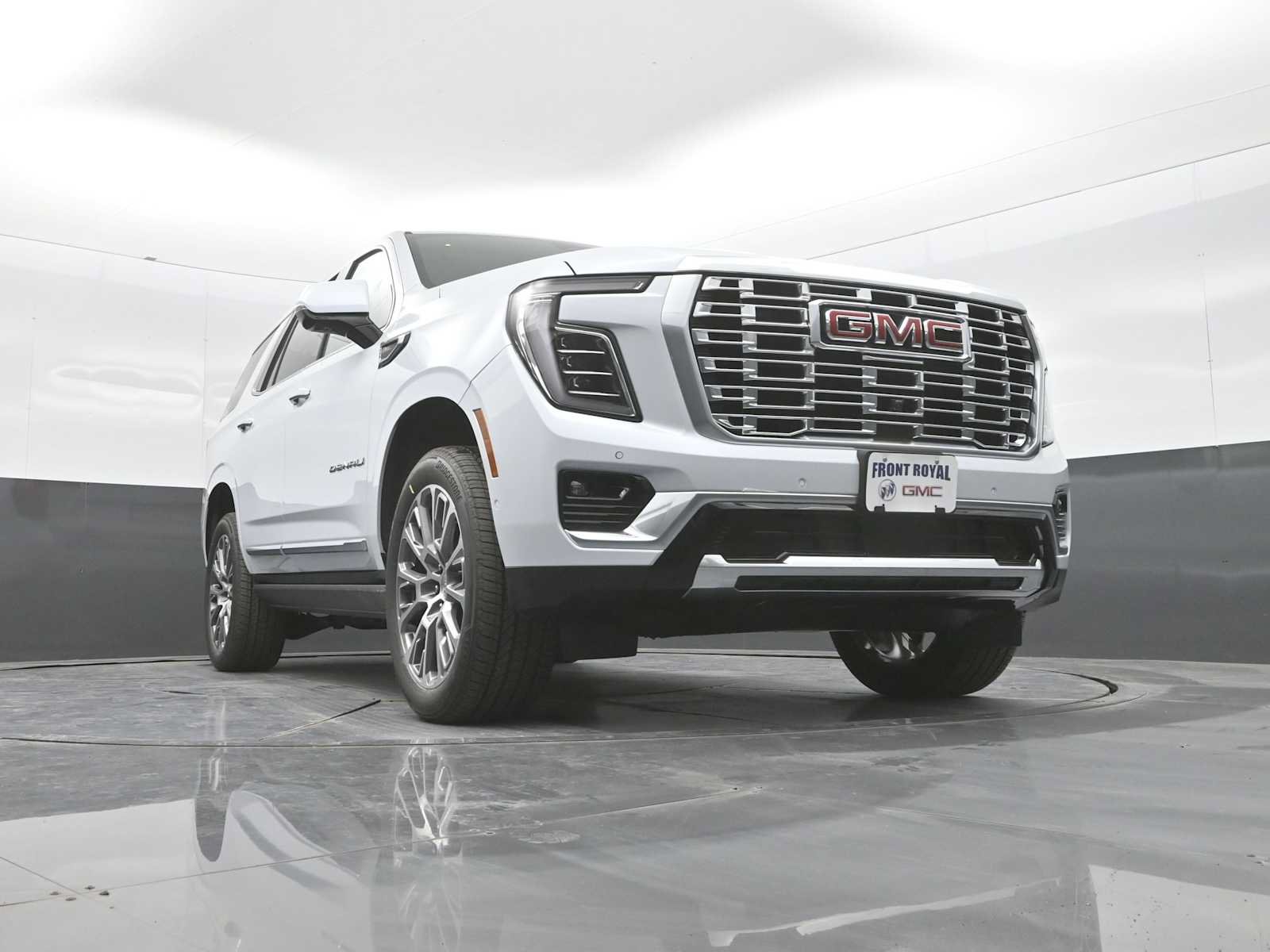 New 2027 GMC Yukon Denali w/ Denali Reserve Package AWD/4WD image 18