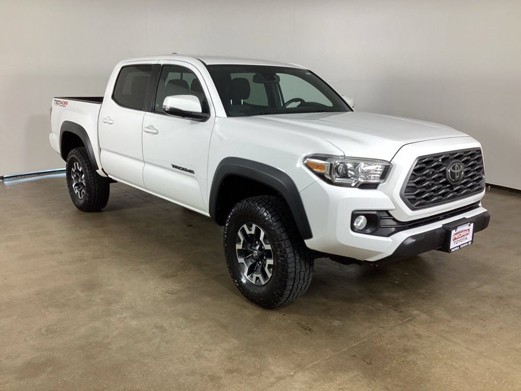 Used 2021 Toyota Tacoma TRD Off-Road w/ Advanced Technology Package AWD/4WD image 3