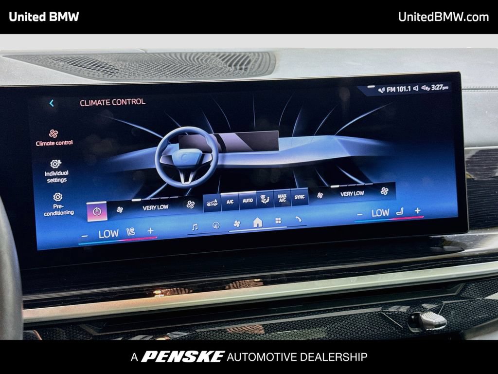 Certified 2024 BMW X7 xDrive40i w/ M Sport Package AWD/4WD image 18