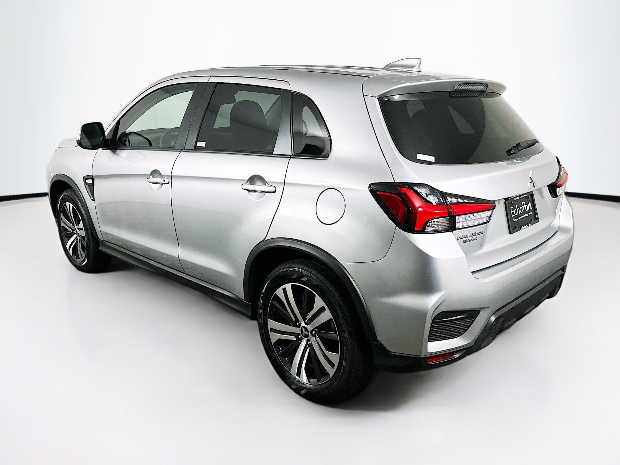 Used 2025 Mitsubishi Outlander Sport ES image 5