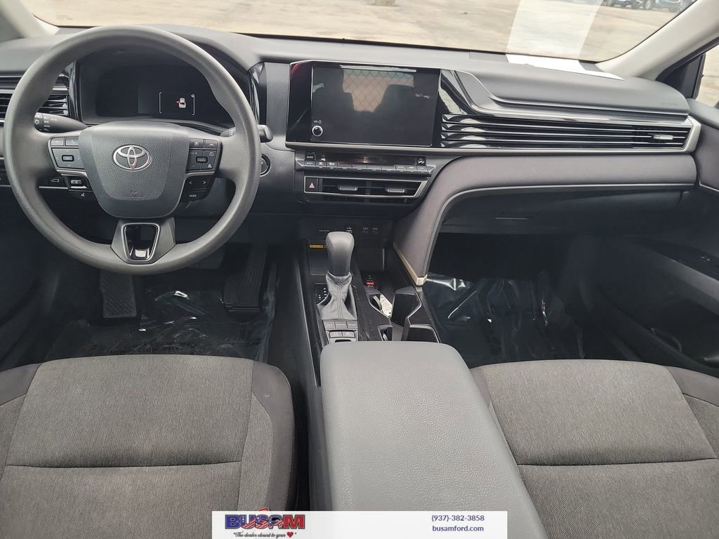 Used 2025 Toyota Camry LE FWD image 7