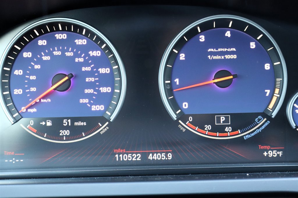 Used 2012 BMW ALPINA B7 xDrive LWB AWD/4WD image 25