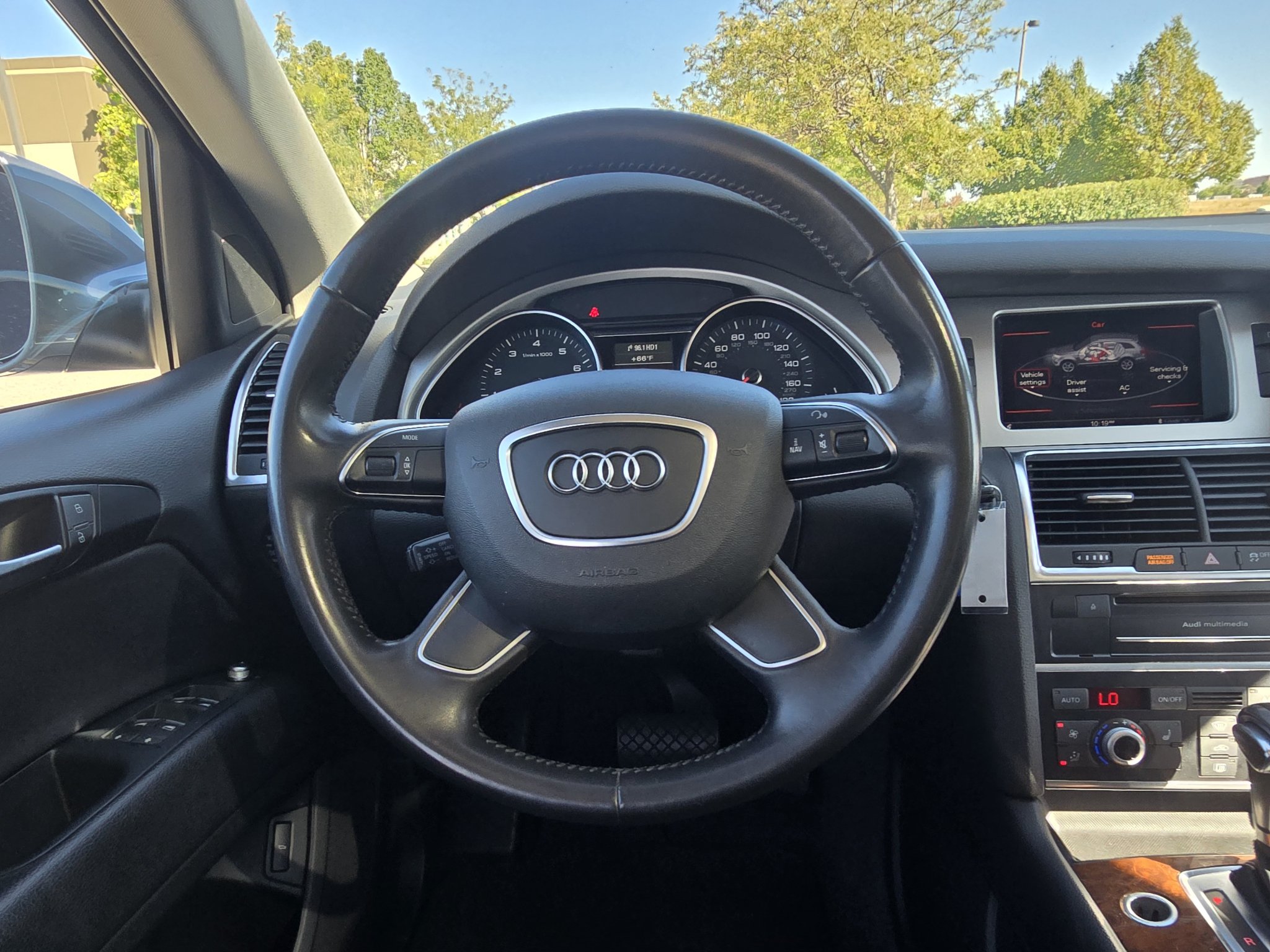 Used 2014 Audi Q7 3.0T Premium AWD/4WD image 29