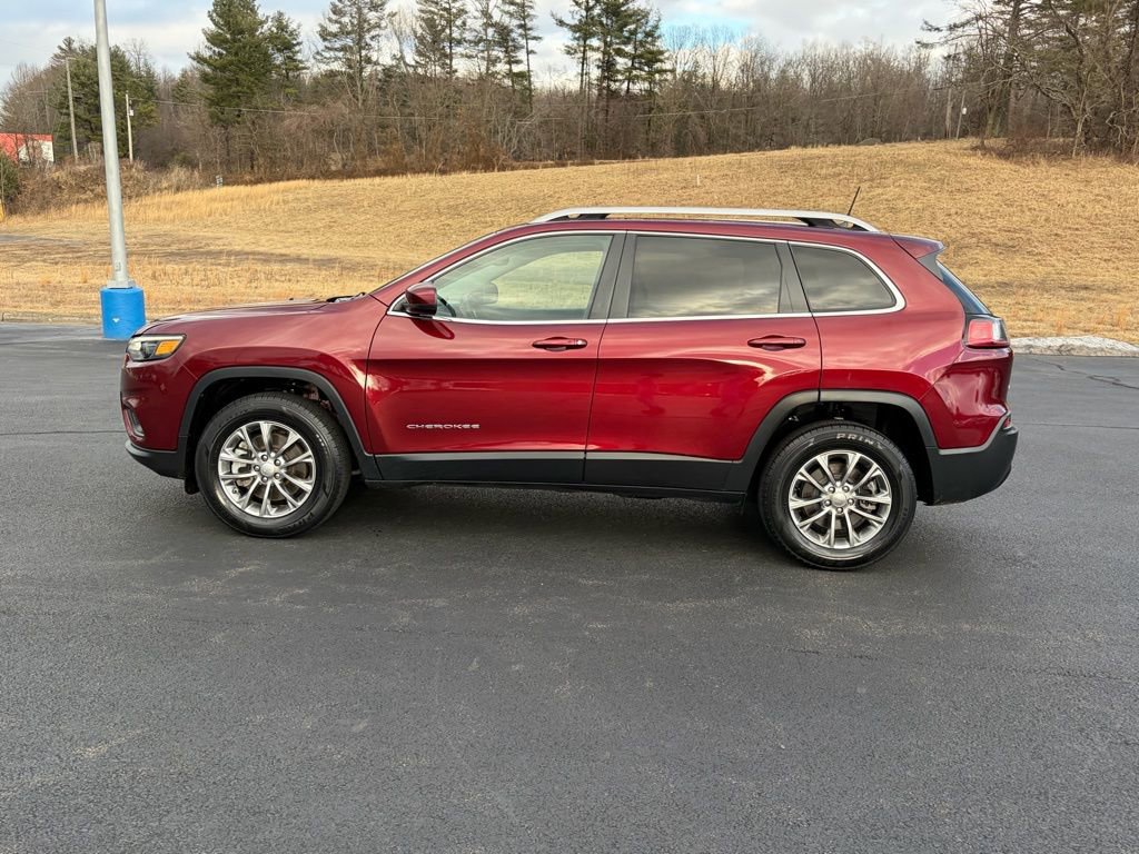 Used 2021 Jeep Cherokee Latitude Plus image 4