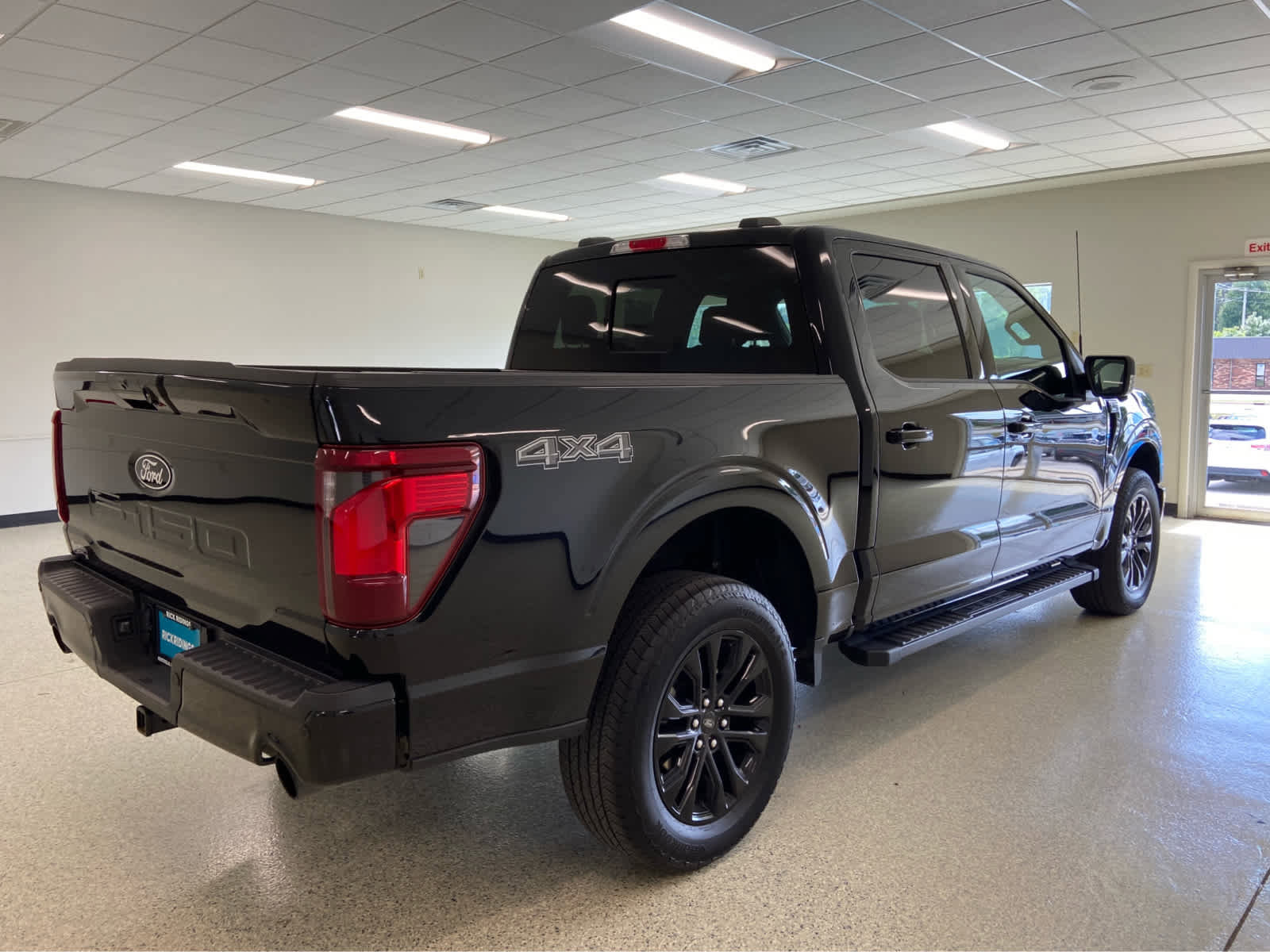 Used 2024 Ford F150 XLT w/ Equipment Group 303A High image 6