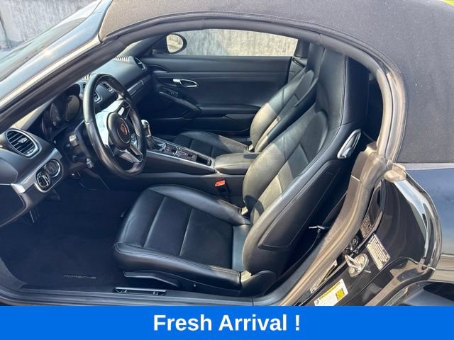 Used 2017 Porsche 718 Boxster S RWD image 2