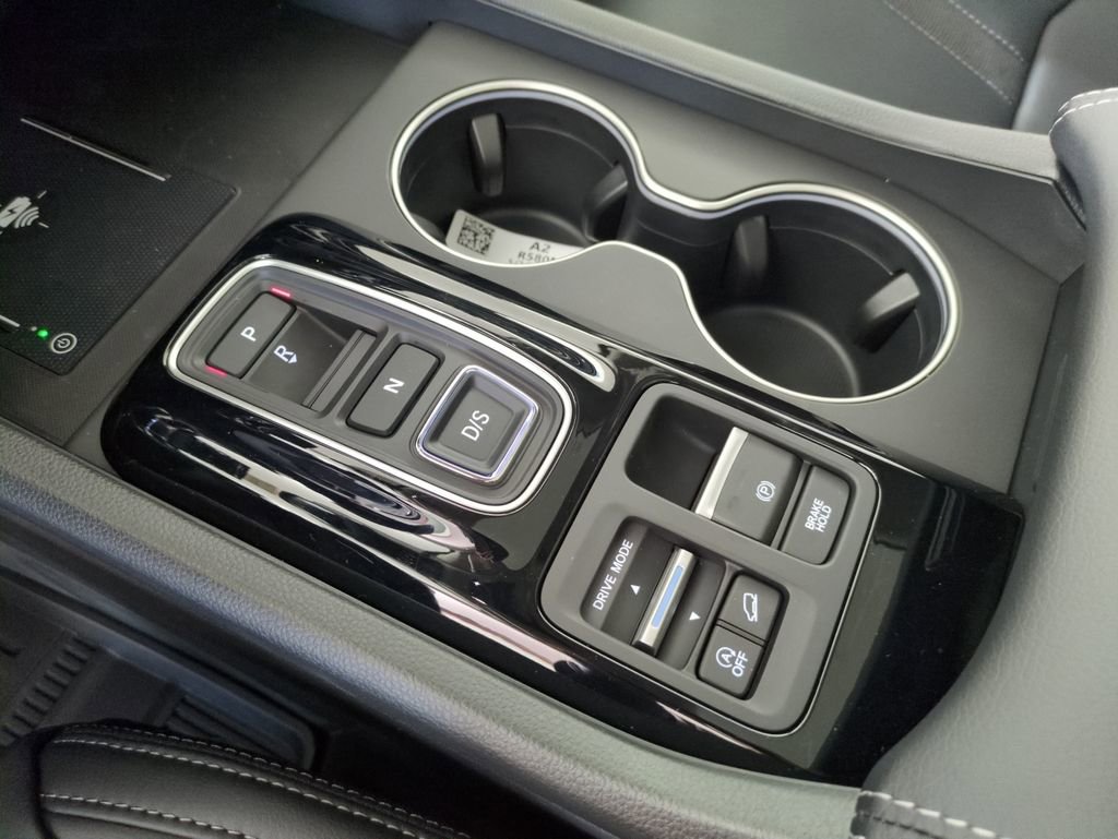 New 2025 Honda Pilot Touring image 24