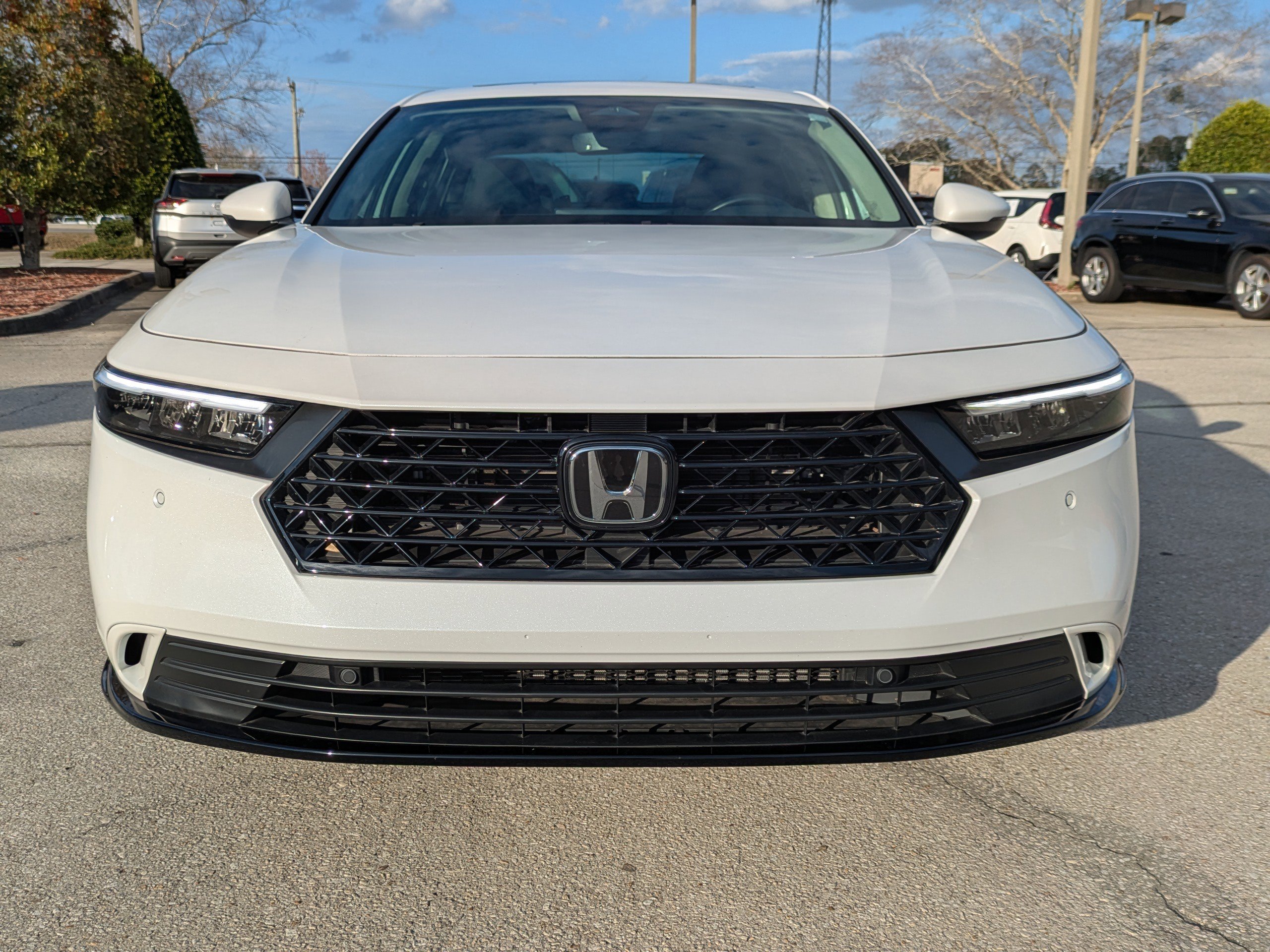Used 2023 Honda Accord EX-L image 8