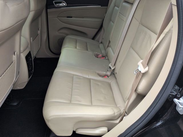 Used 2020 Jeep Grand Cherokee Limited AWD/4WD image 21