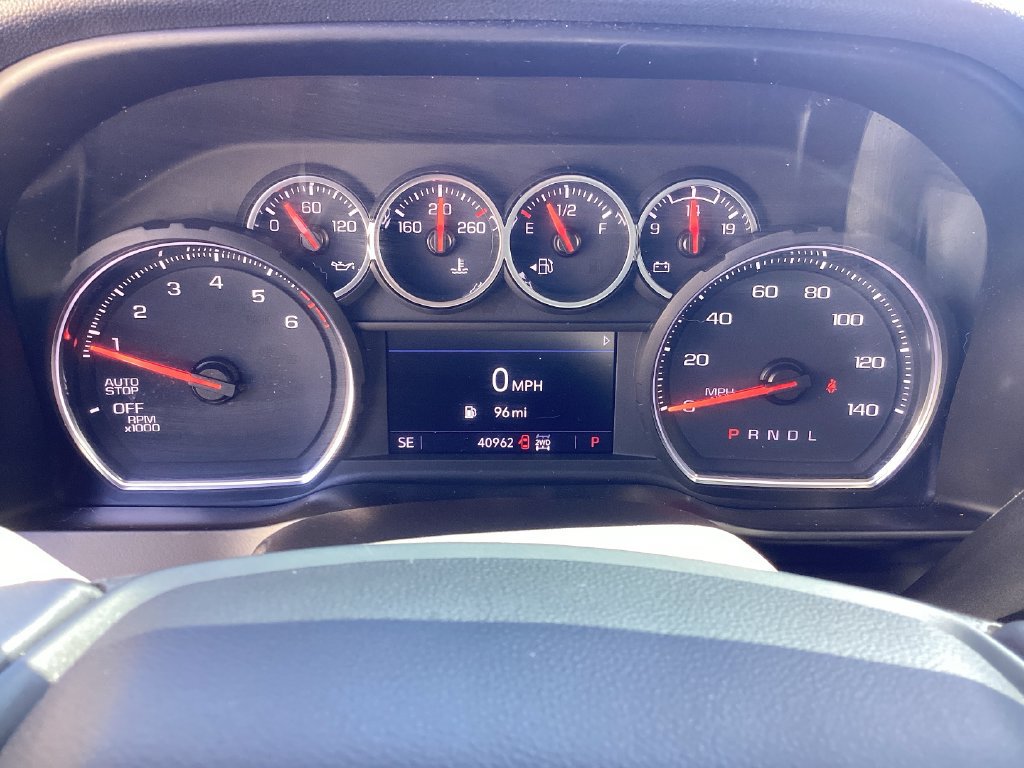 Used 2021 Chevrolet Silverado 1500 LT AWD/4WD image 15