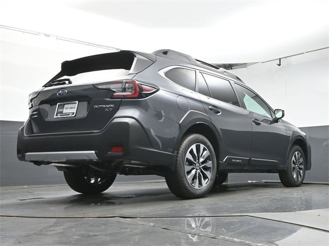New 2025 Subaru Outback Limited XT image 40