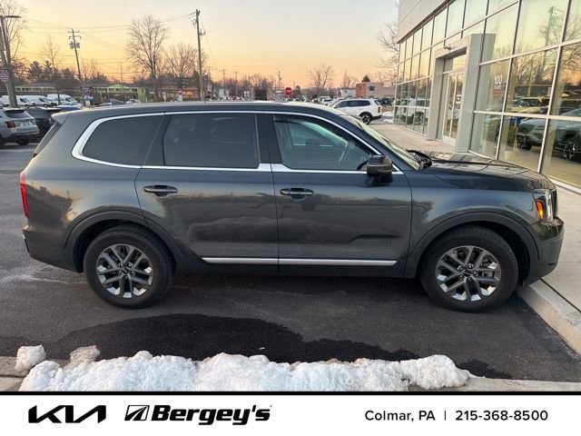 Used 2023 Kia Telluride LX image 5