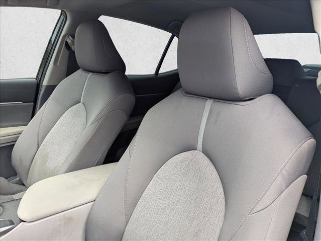 Used 2022 Toyota Camry LE image 12