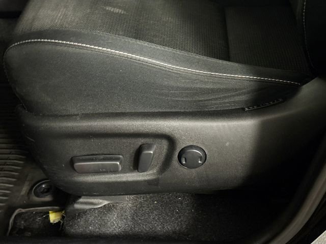 Used 2018 Toyota RAV4 XLE image 23