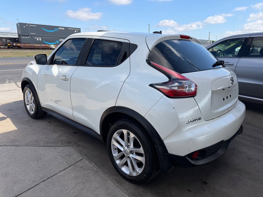 Used 2016 Nissan Juke SV FWD image 13