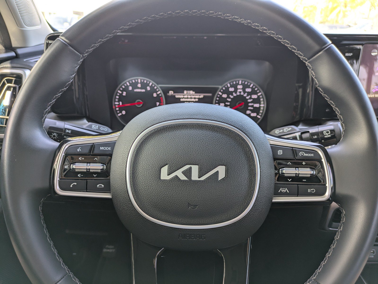 Certified 2023 Kia Sorento S w/ Panoramic Sunroof Package FWD image 22