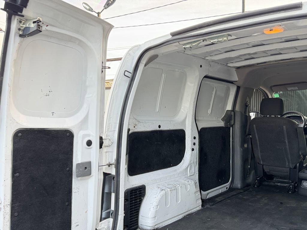 Used 2016 Nissan NV200 S FWD image 20
