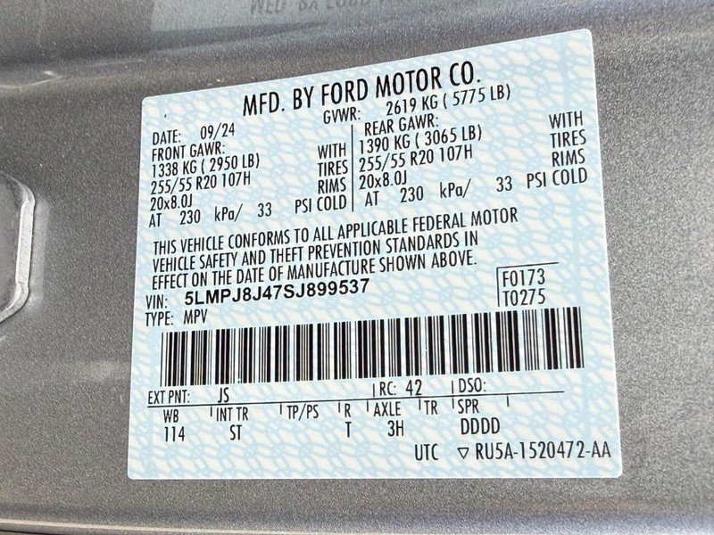 Certified 2025 Lincoln Nautilus Premier AWD/4WD image 29