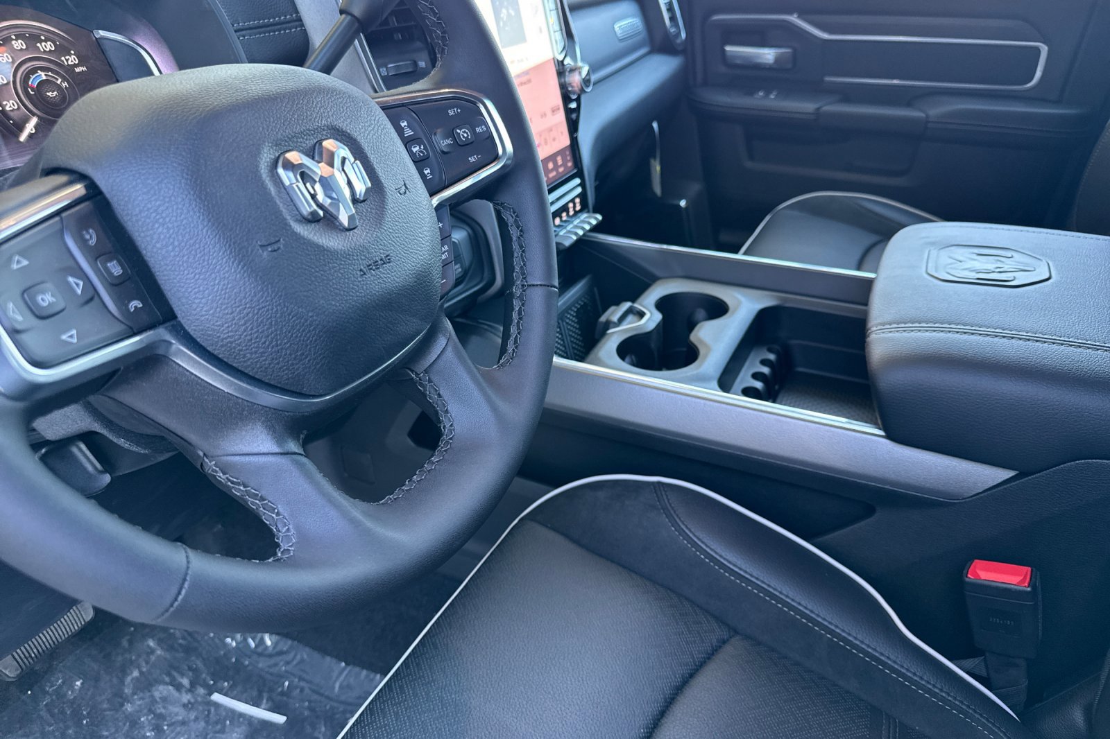 New 2026 RAM 2500 Laramie w/ Night Edition image 9