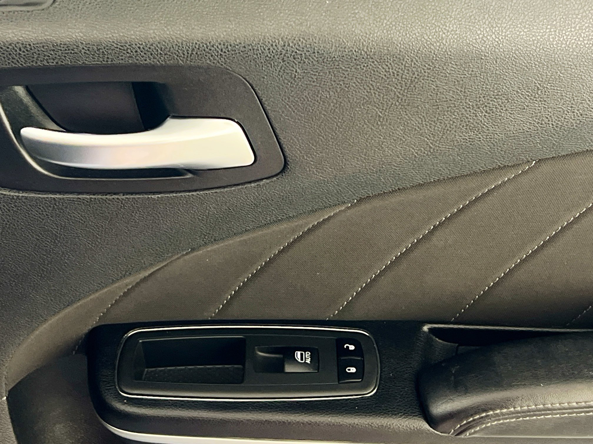 Used 2021 Dodge Charger R/T image 31