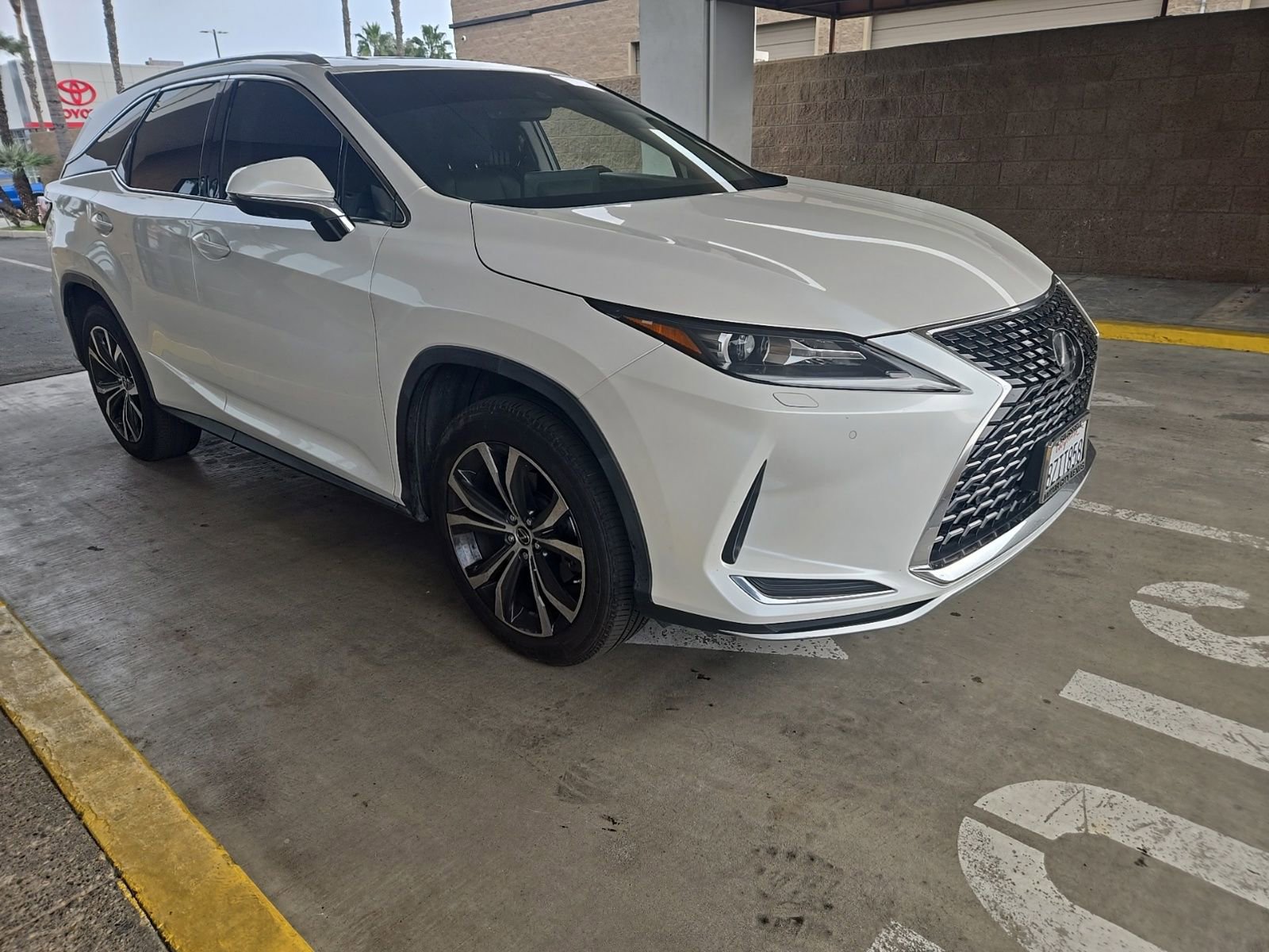 Used 2022 Lexus RX 350L FWD w/ Premium Package image 11