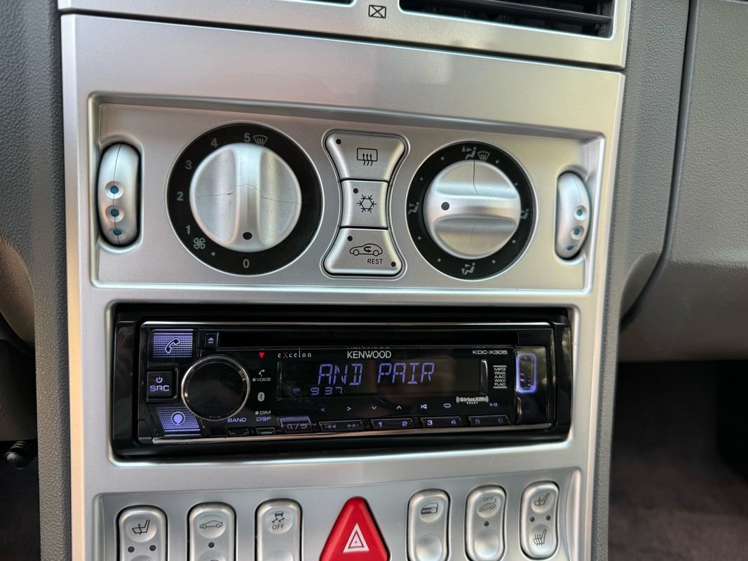 Used 2005 Chrysler Crossfire Limited RWD image 22