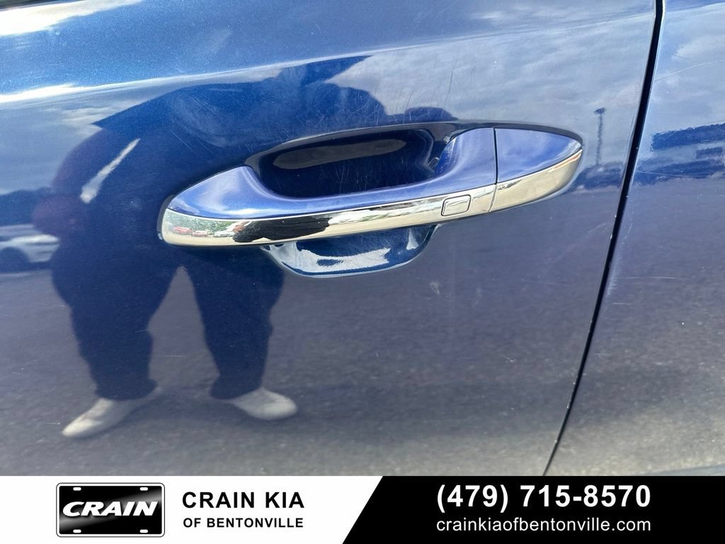 Used 2017 Kia Optima EX FWD image 9