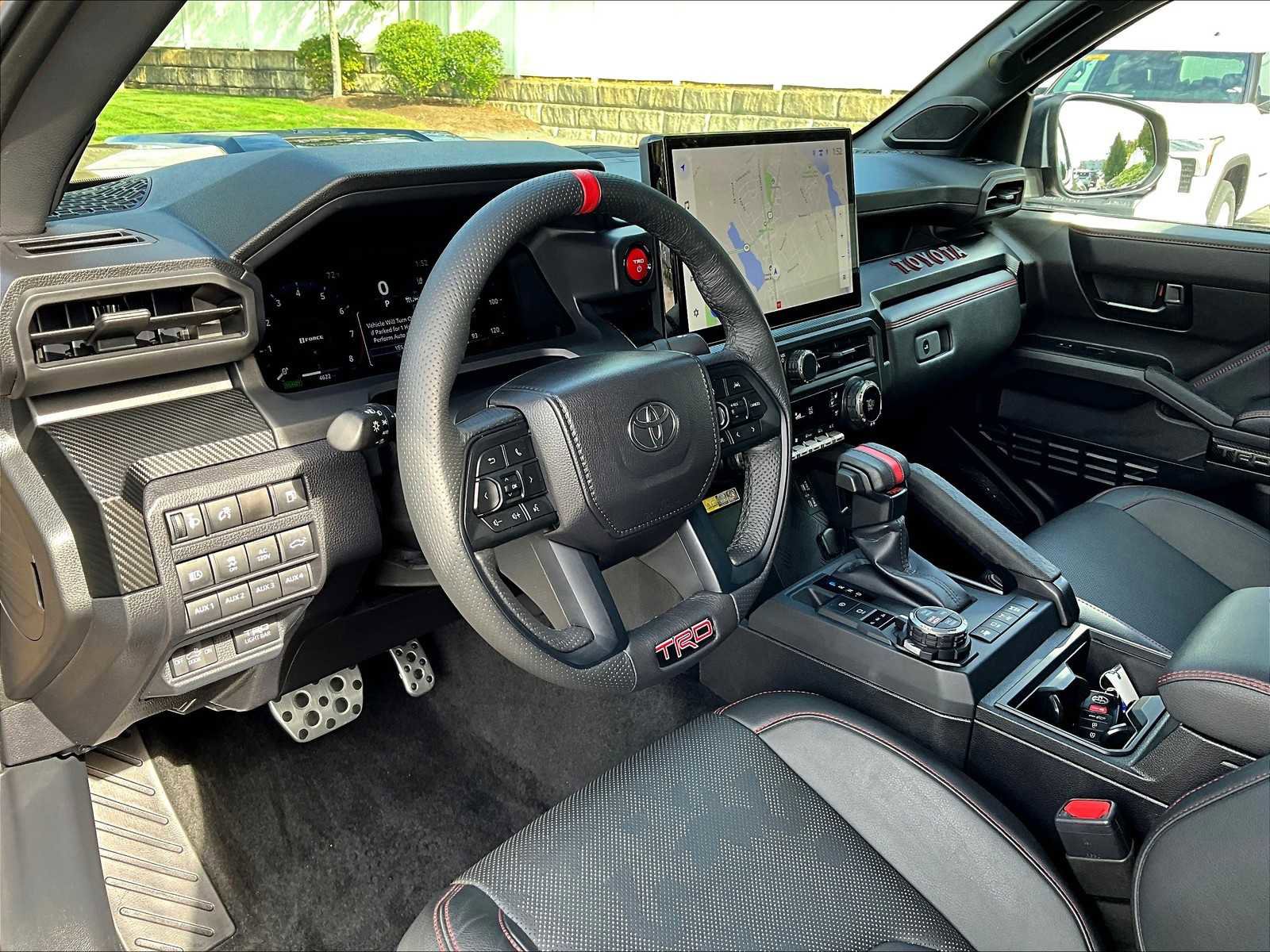 Used 2025 Toyota Tacoma TRD Pro image 8