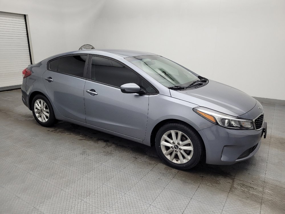Used 2017 Kia Forte S image 11