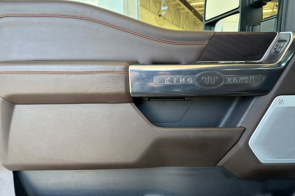 Used 2025 Ford F350 King Ranch AWD/4WD image 11