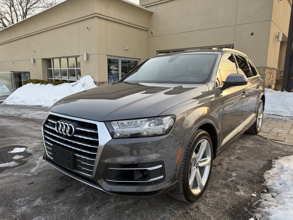 Used 2019 Audi Q7 3.0T Prestige w/ Prestige Package image 3