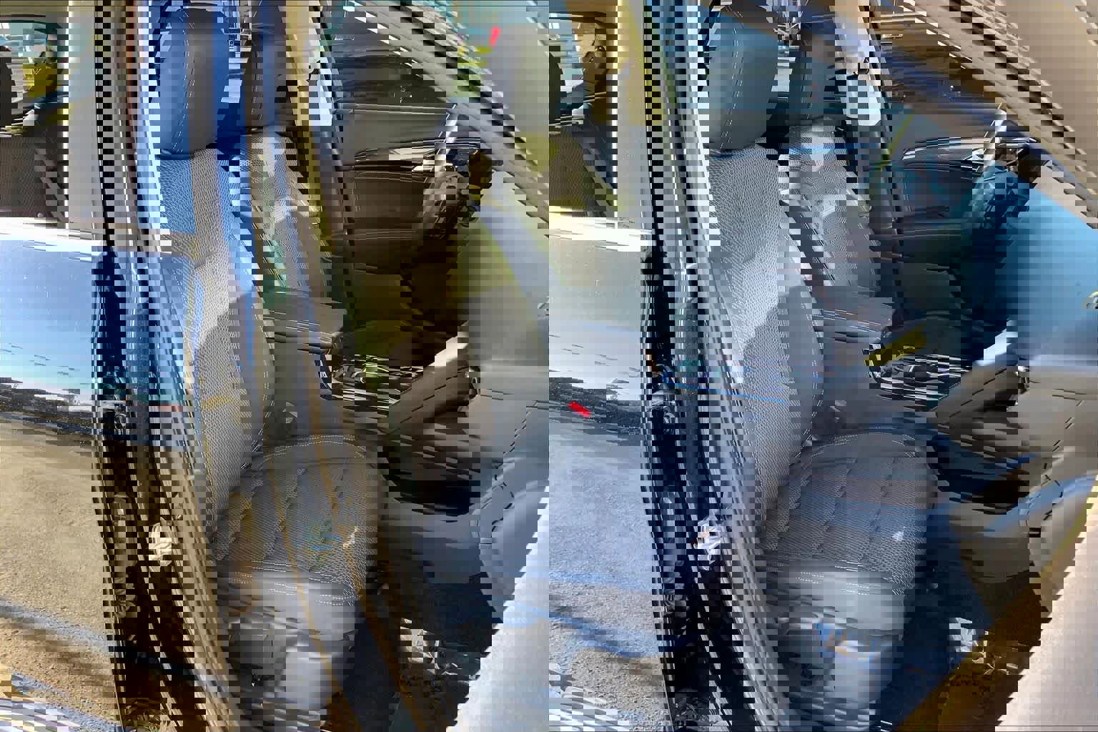 Used 2023 Buick Envision Preferred w/ Premium Seat Package image 8