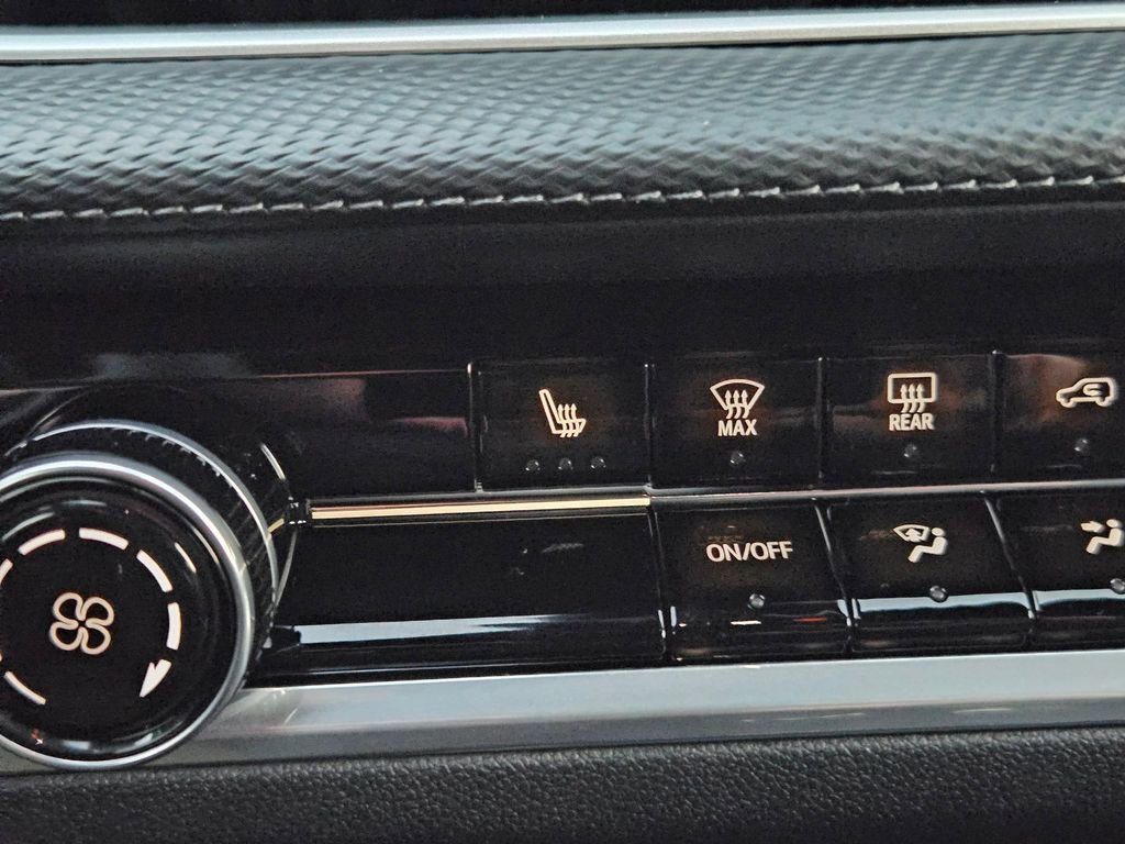 New 2026 Chevrolet Equinox LT image 23