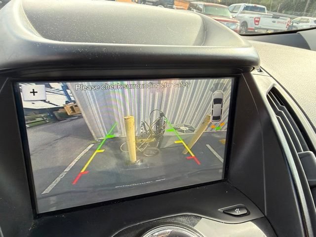 Used 2019 Ford Escape Titanium FWD image 15