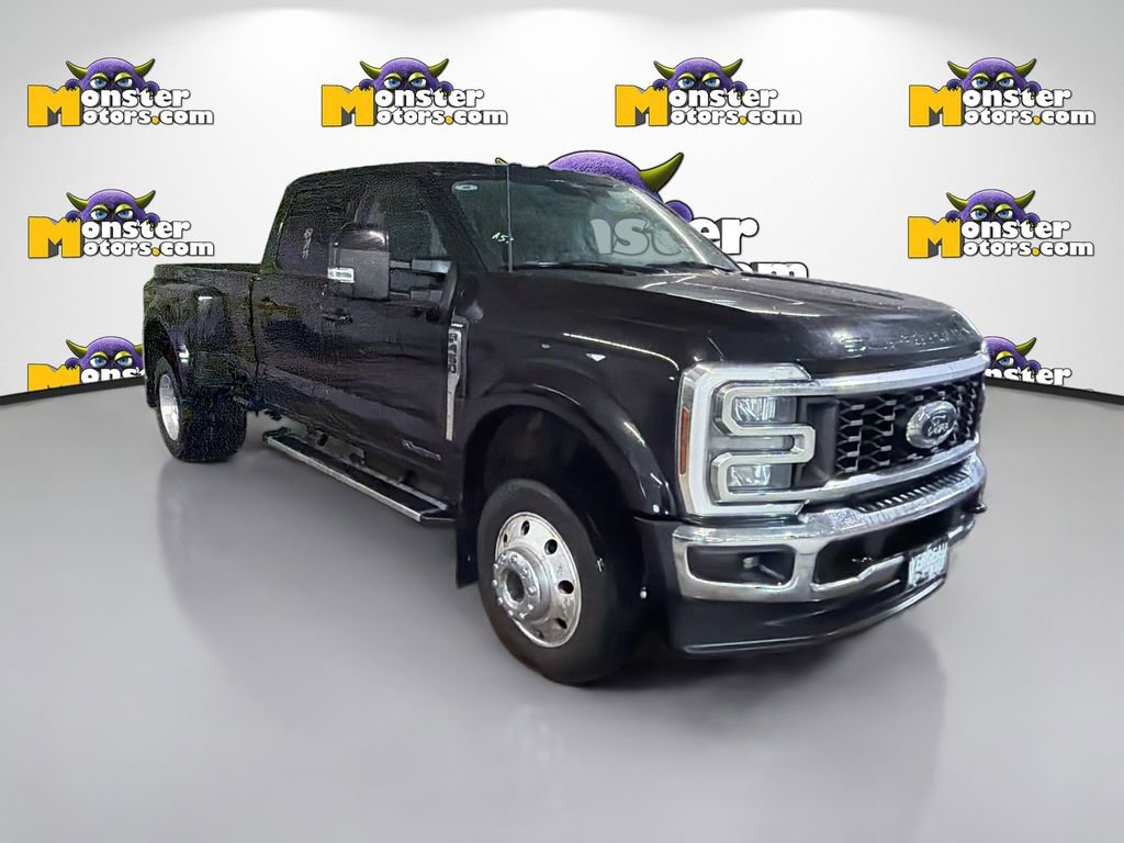 Used 2024 Ford F450 Lariat w/ FX4 Off-Road Package image 3
