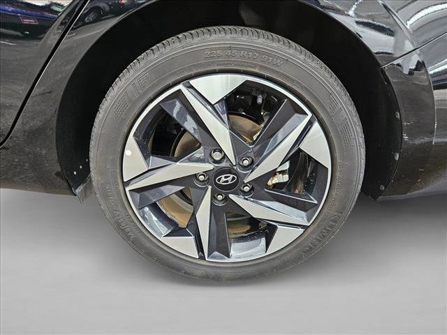 Certified 2023 Hyundai Elantra SEL w/ Convenience Package FWD image 20