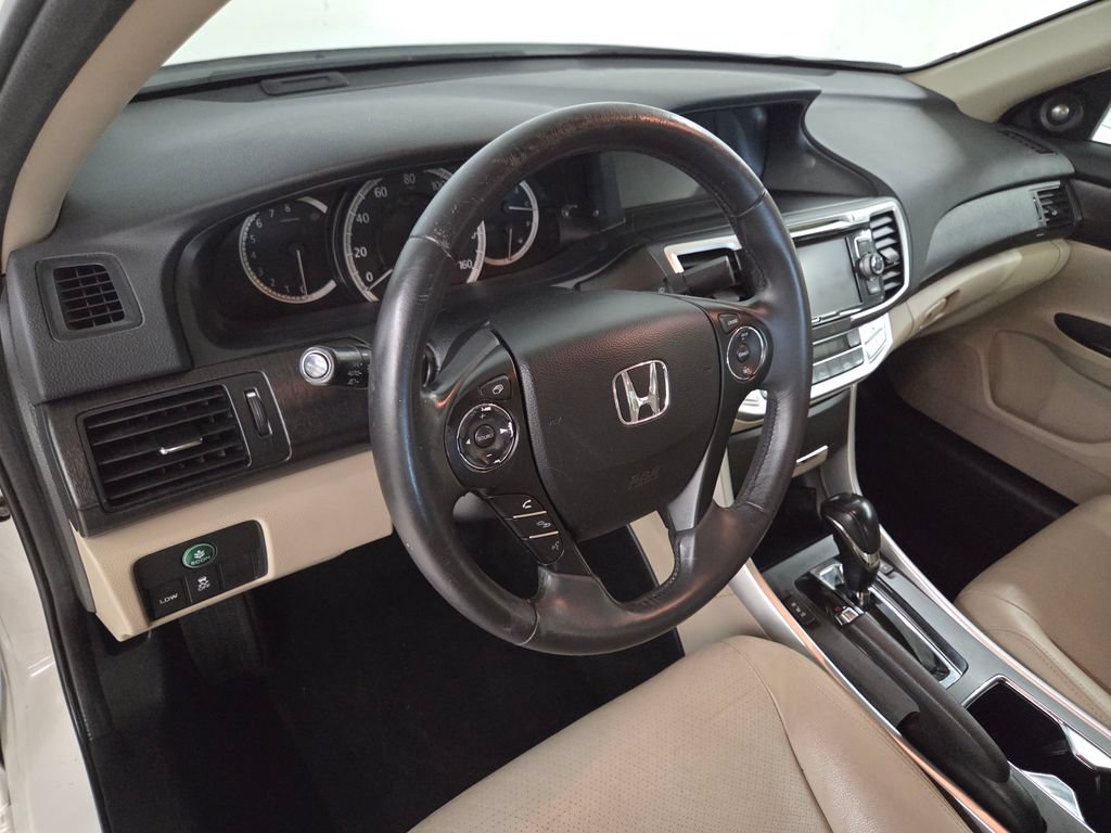 Used 2013 Honda Accord EX-L image 16