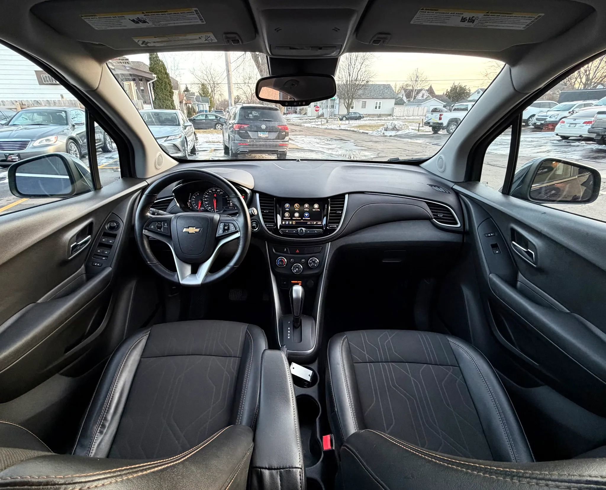 Used 2018 Chevrolet Trax LT w/ Driver Confidence Package image 2