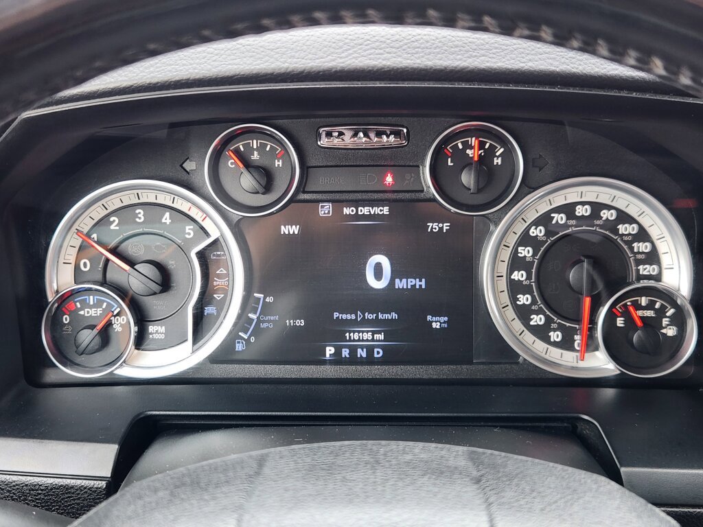 Used 2015 RAM 1500 Laramie w/ Convenience Group AWD/4WD image 16