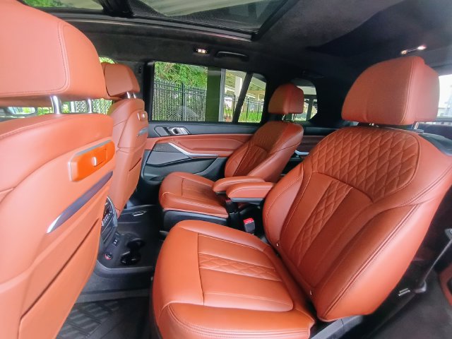 Used 2024 BMW X7 xDrive40i w/ Executive Package AWD/4WD image 75