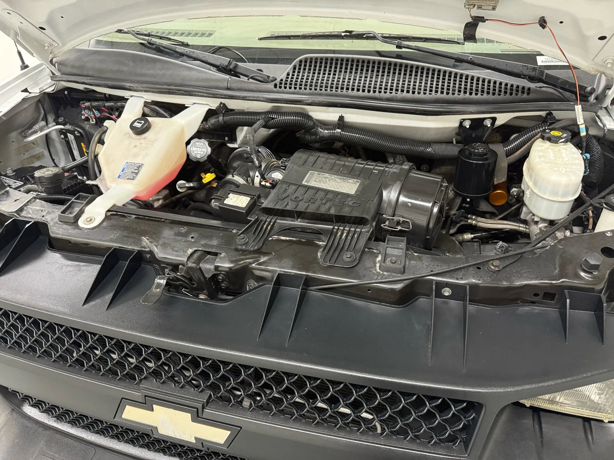 Used 2013 Chevrolet Express 3500 LS image 42